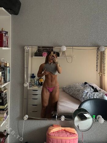 Full leaked Tskimmyxo private onlyfans photo