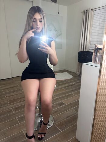 Full leaked Aaliyahhh n page private onlyfans photo