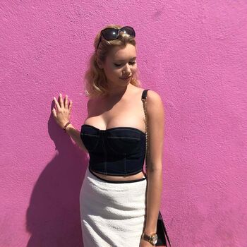 Full leaked Agathe levi private onlyfans photo