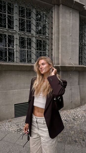 Full leaked Alica schmidt private onlyfans photo