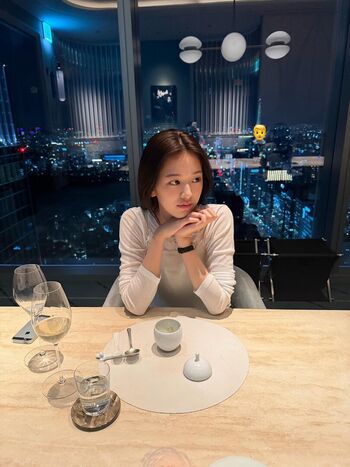 Full leaked An yujin page private onlyfans photo