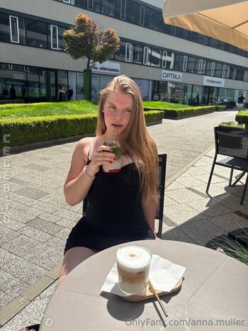Full leaked Anna muller page private onlyfans photo