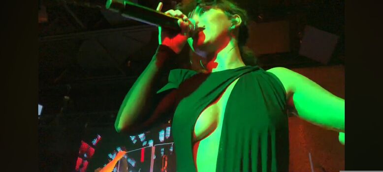 Full leaked Apostoleanu page private onlyfans photo
