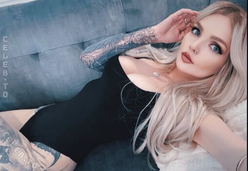 Full leaked Applewhite private onlyfans photo