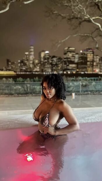 Full leaked Beckybrowngurl page private onlyfans photo