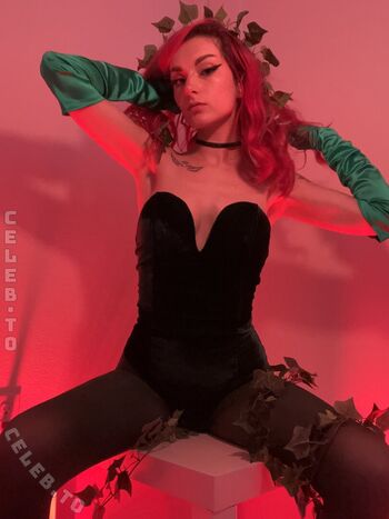 Full leaked Busy b asmr page private onlyfans photo