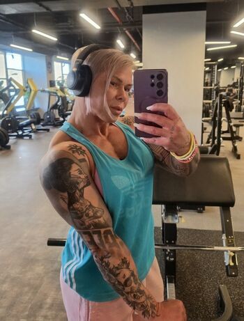 Full leaked Crazyxbody private onlyfans photo