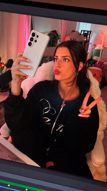 Full leaked Develique private onlyfans photo