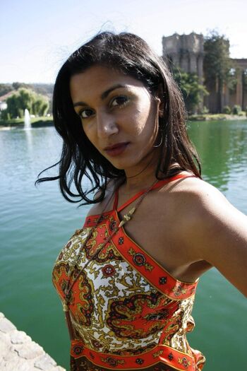 Full leaked Devi the model page private onlyfans photo