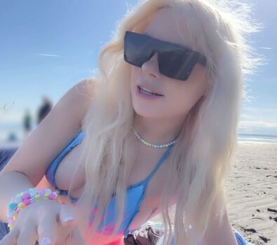 Full leaked Dollblush page private onlyfans photo