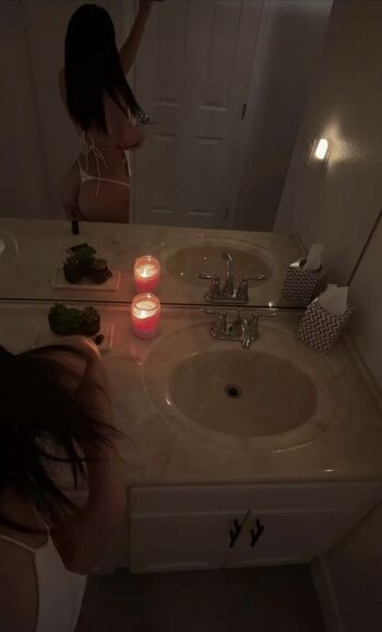 Full leaked Elusnn private onlyfans photo