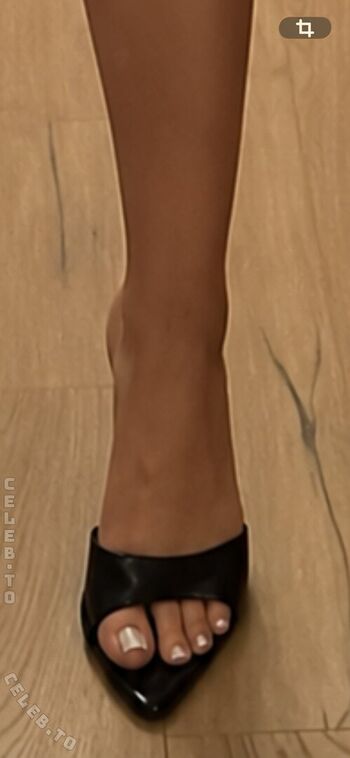 Full leaked Erda private onlyfans photo