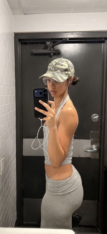 Full leaked Ewmxt private onlyfans photo