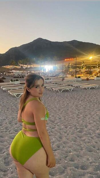 Full leaked Fatmaakonca private onlyfans photo