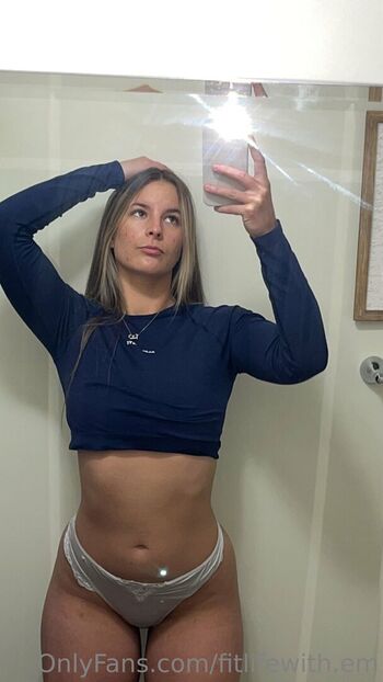 Full leaked Fitlifewith em  page private onlyfans photo