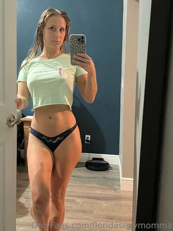 Full leaked Floridasexymomma private onlyfans photo
