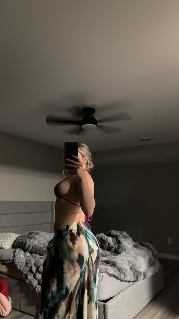 Full leaked Hailsbee page private onlyfans photo