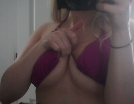 Full leaked Hailsbee page private onlyfans photo