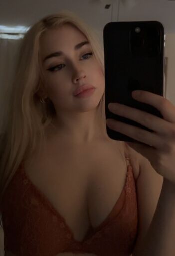 Full leaked Hailsbee page private onlyfans photo