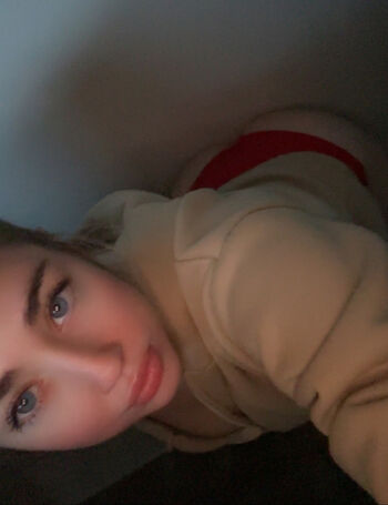Full leaked Hailsbee page private onlyfans photo