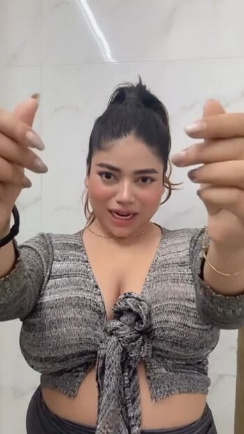 Full leaked Hanswahini private onlyfans photo