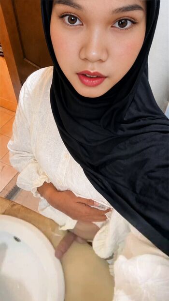 Full leaked Hijab soffia private onlyfans photo