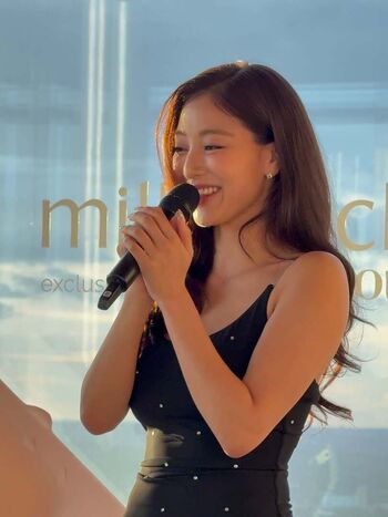 Full leaked Jihyo private onlyfans photo