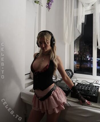 Full leaked Julia wulf private onlyfans photo