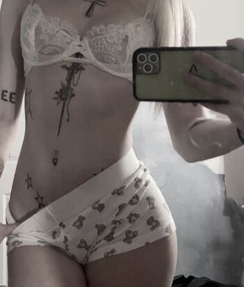 Full leaked Juliesanerr private onlyfans photo