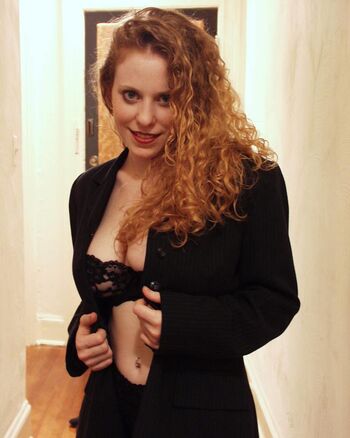 Full leaked Kira the little redhead page private onlyfans photo