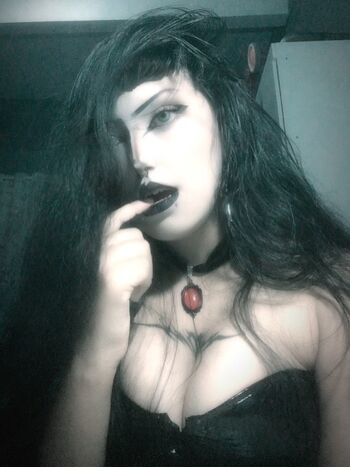kittyybb300