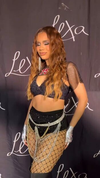 Full leaked Emma white/ private onlyfans photo