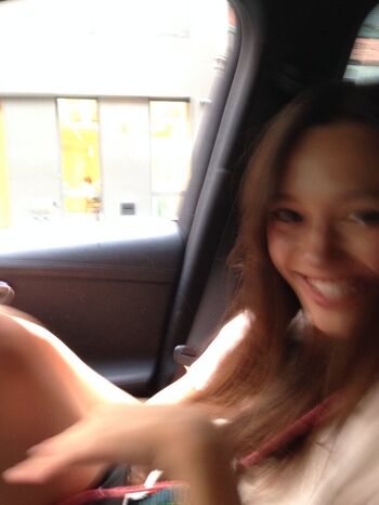 Full leaked Lily chee page private onlyfans photo