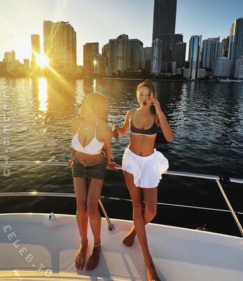 Full leaked Lily chee private onlyfans photo