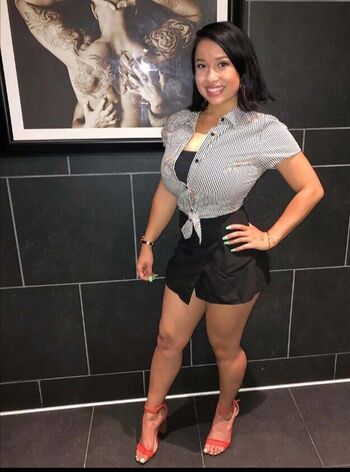 Full leaked Lizzywurst private onlyfans photo