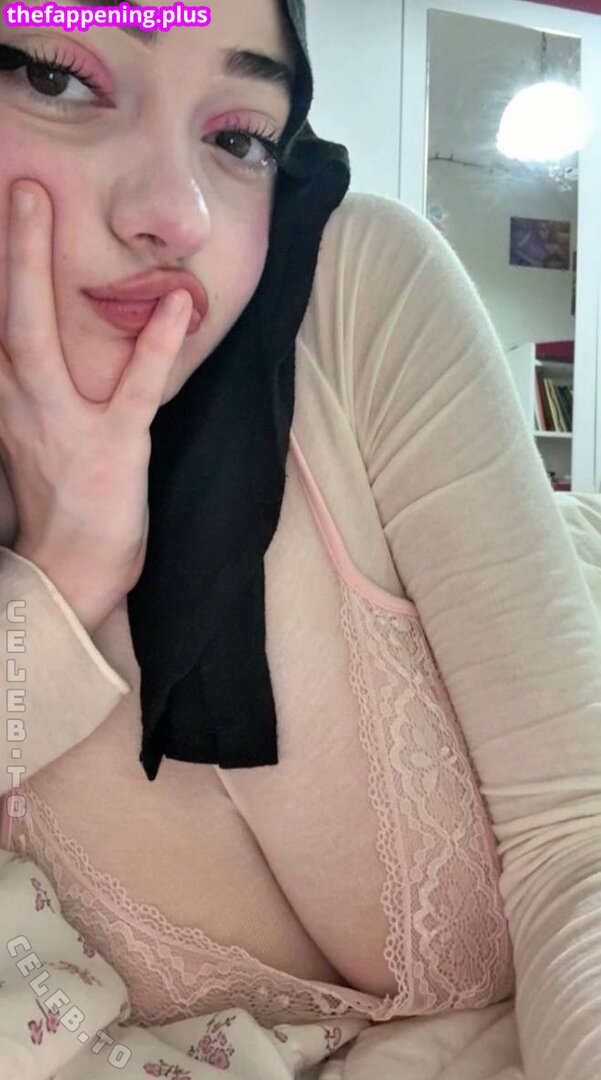 https: / ldrzelall / lldrzelall Fotografie OnlyFans Dezbrăcată #41