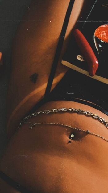 Full leaked Luiseiii private onlyfans photo