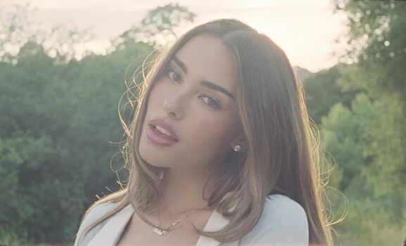 Full leaked Madison beer page private onlyfans photo