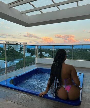 Full leaked Medina imani page private onlyfans photo