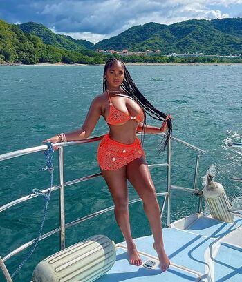 Full leaked Medina imani page private onlyfans photo