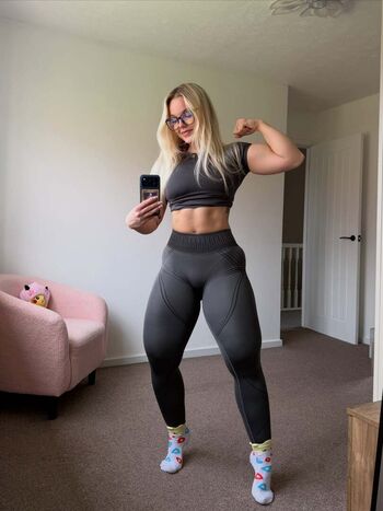 Full leaked Mommymewtwo page private onlyfans photo