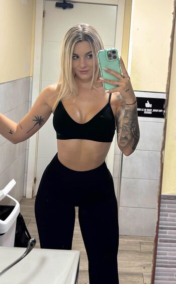 Full leaked Noe page private onlyfans photo