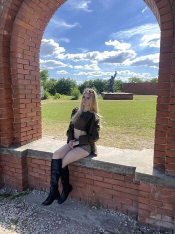 Full leaked Offizieramira private onlyfans photo