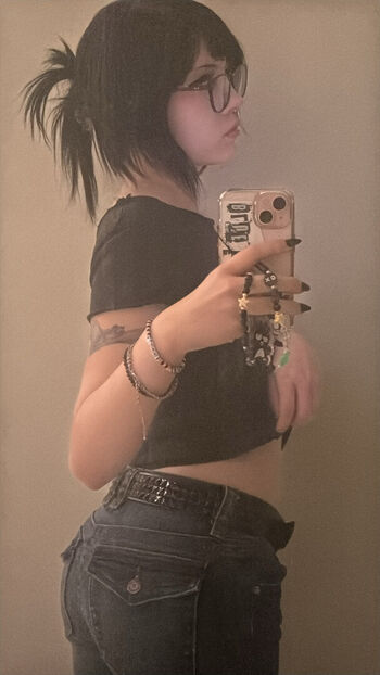 Full leaked Okneesuh private onlyfans photo