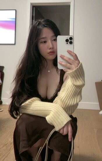 Full leaked Zelieasmr/ private onlyfans photo