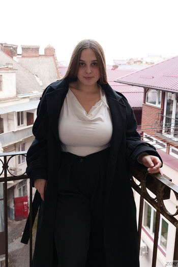 Queen_Adele