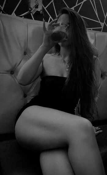Full leaked Reina medina page private onlyfans photo