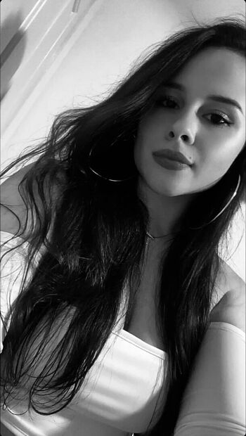 Full leaked Reina medina private onlyfans photo