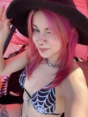 Full leaked Rottedgoth private onlyfans photo