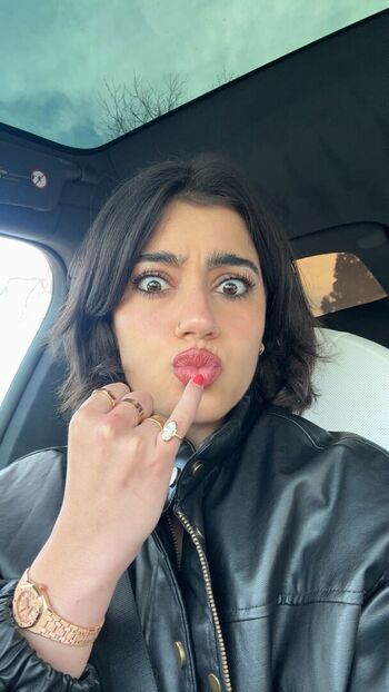 Full leaked Sara saffari private onlyfans photo